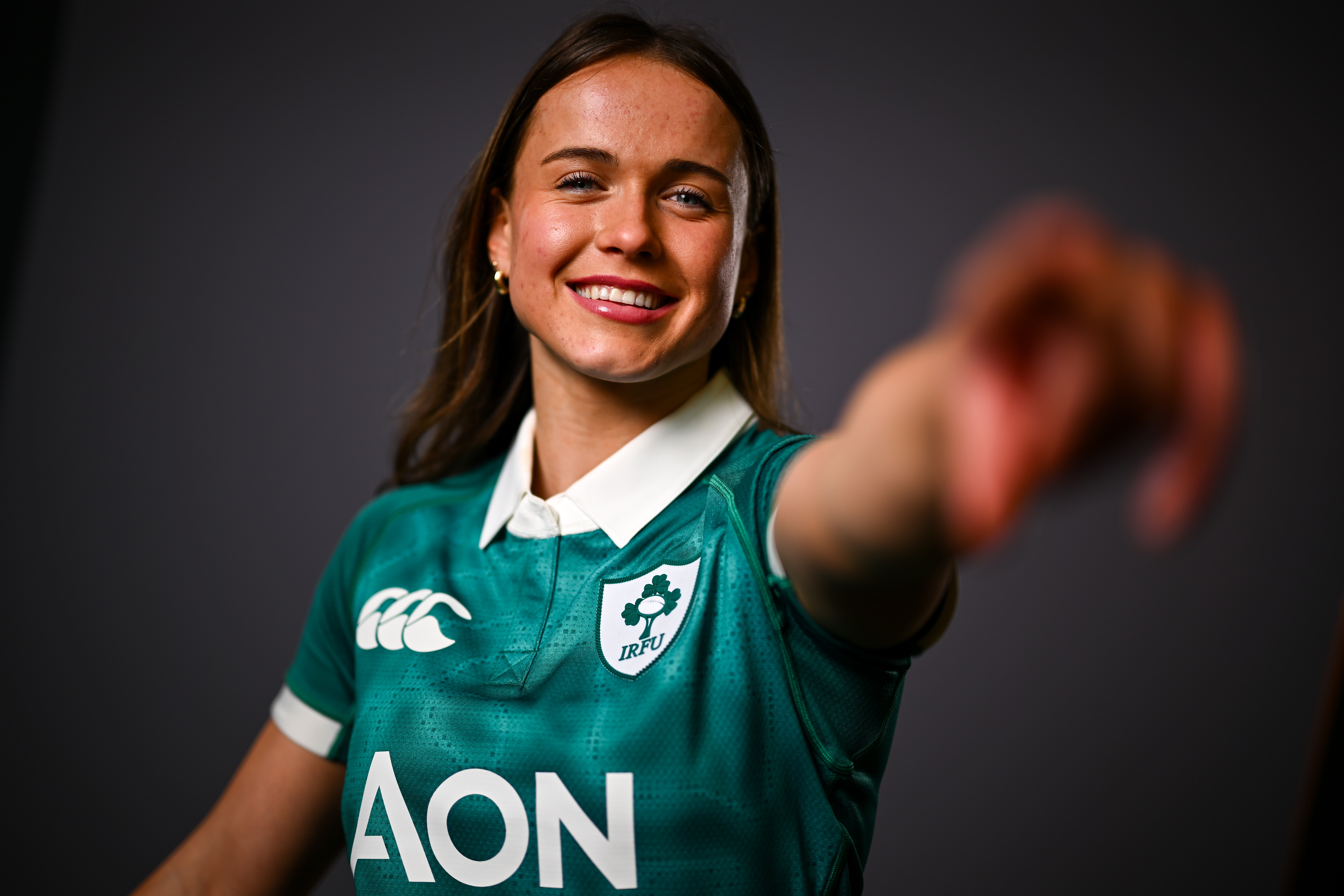 A view of debutant Robyn O'Connor in a senior Ireland jersey