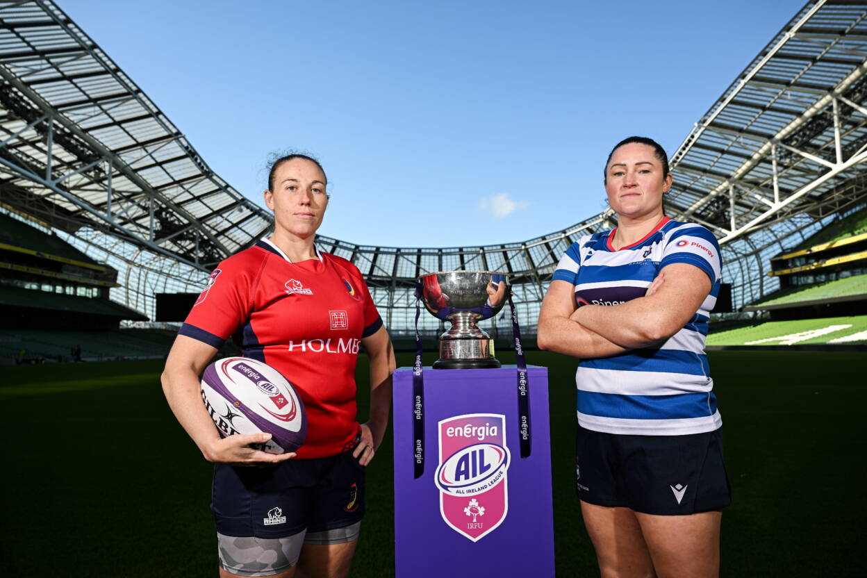 Women's Division final captains Chloe Pearse and Hannah O'Connor