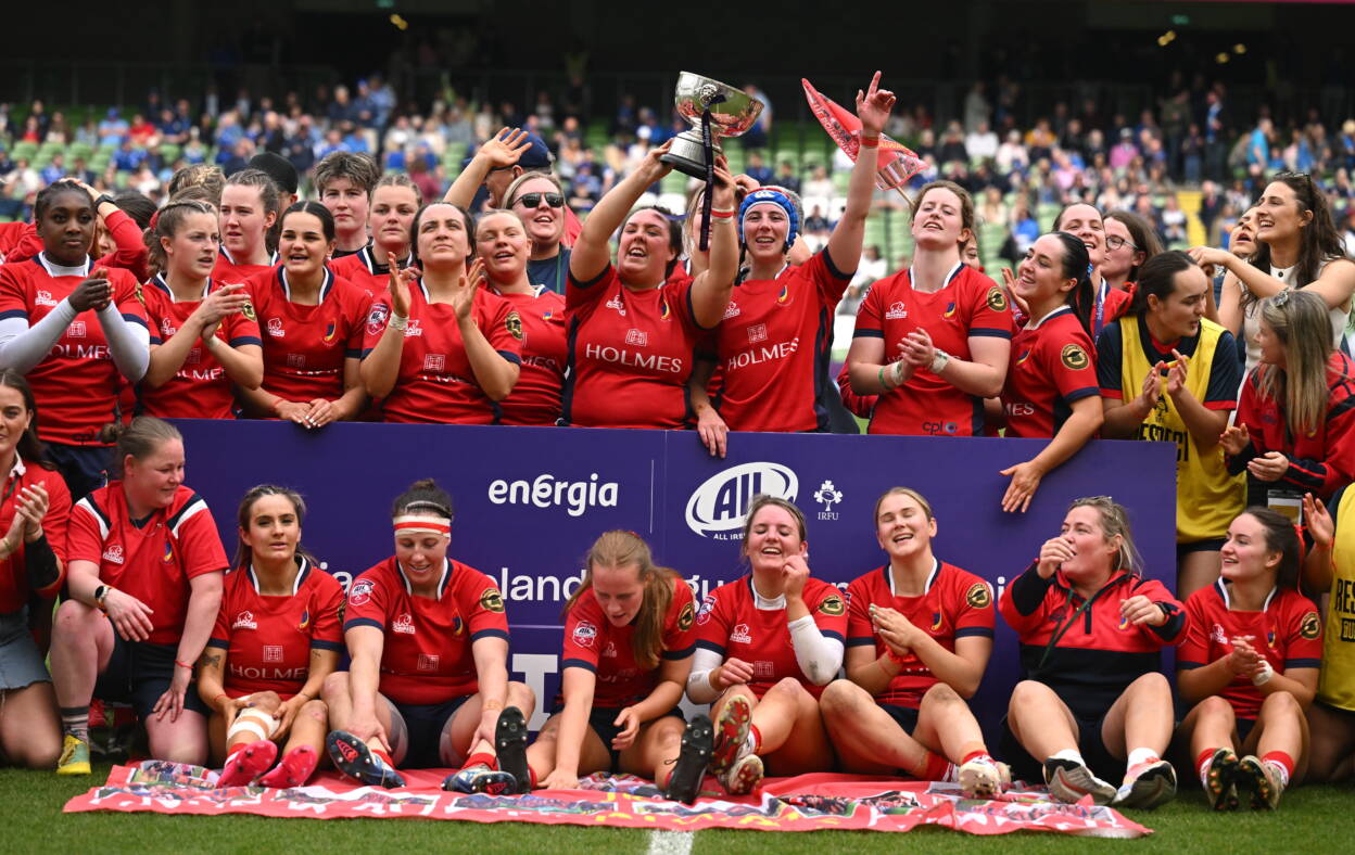 The UL Bohs players celebrate with the league trophy